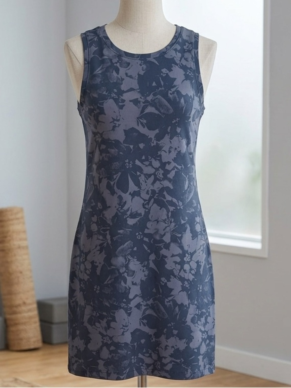 GAIAM| Comfy Floral Sleeveless Casual Scoop Neck Activewear Dress Sz Small